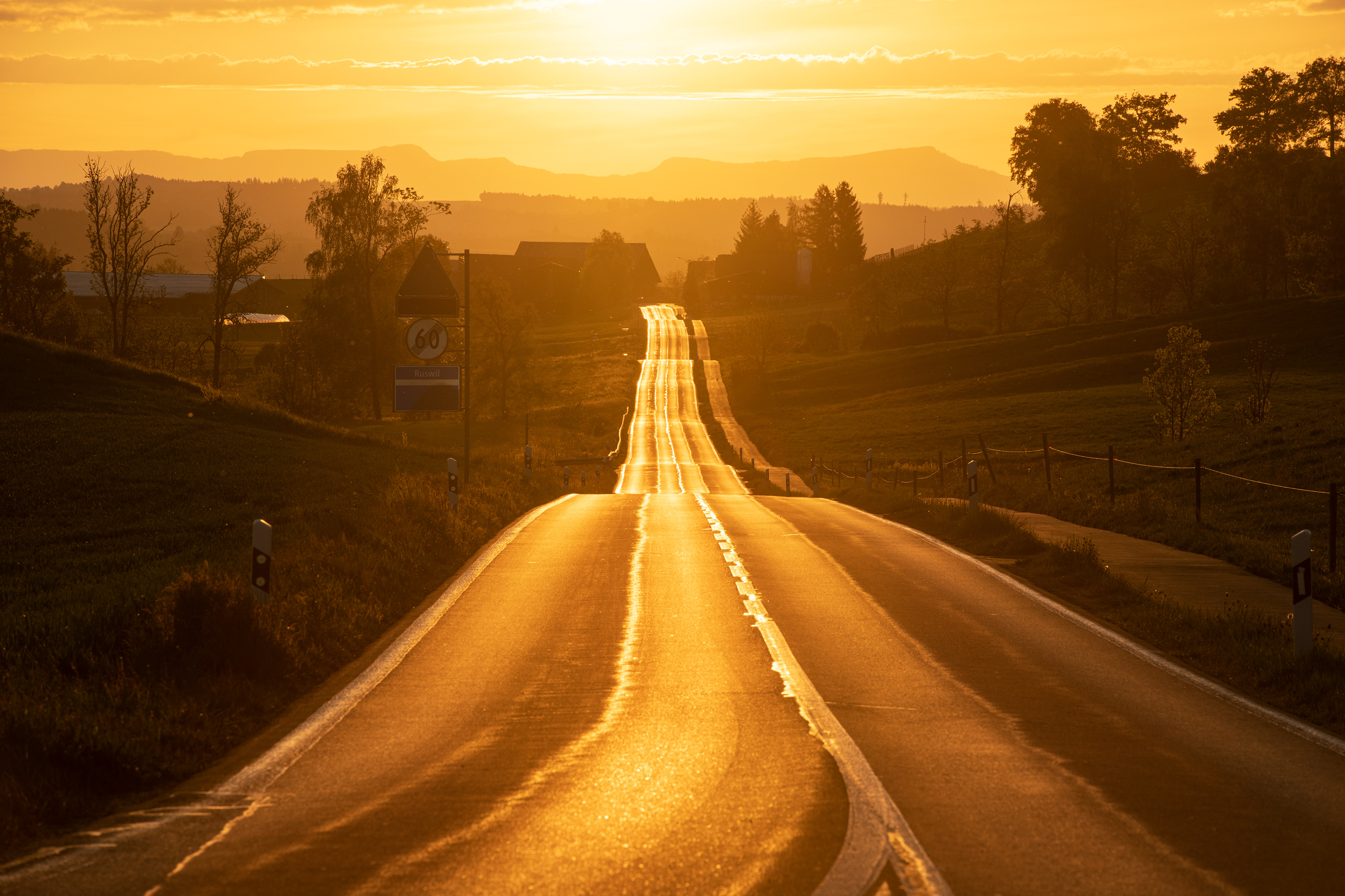Goldene Strasse von Ziswil Richtung Moos. | Stefan Dubach, Ruswil