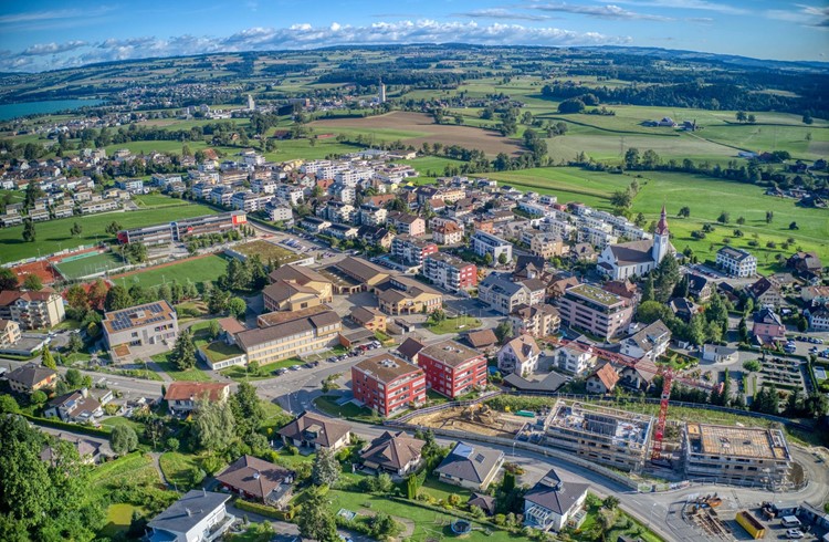 Die Bürgerinnen und Bürger von Neuenkirch (Bild), Hellbühl und Sempach Station haben die Möglichkeit, Ende Januar an einer digital durchgeführten Zukunftskonferenz die Entwicklung der Gemeinde mitzubestimmen. Foto zVg