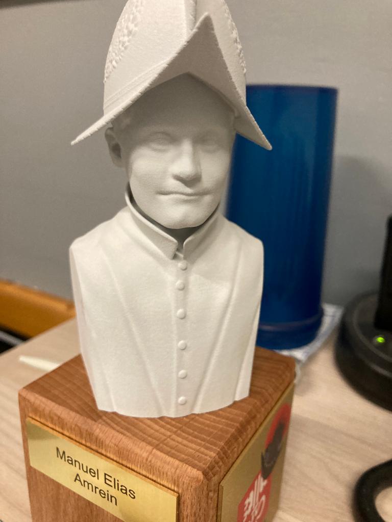 Ein Erinnerungsgeschenk von der Vereidigung