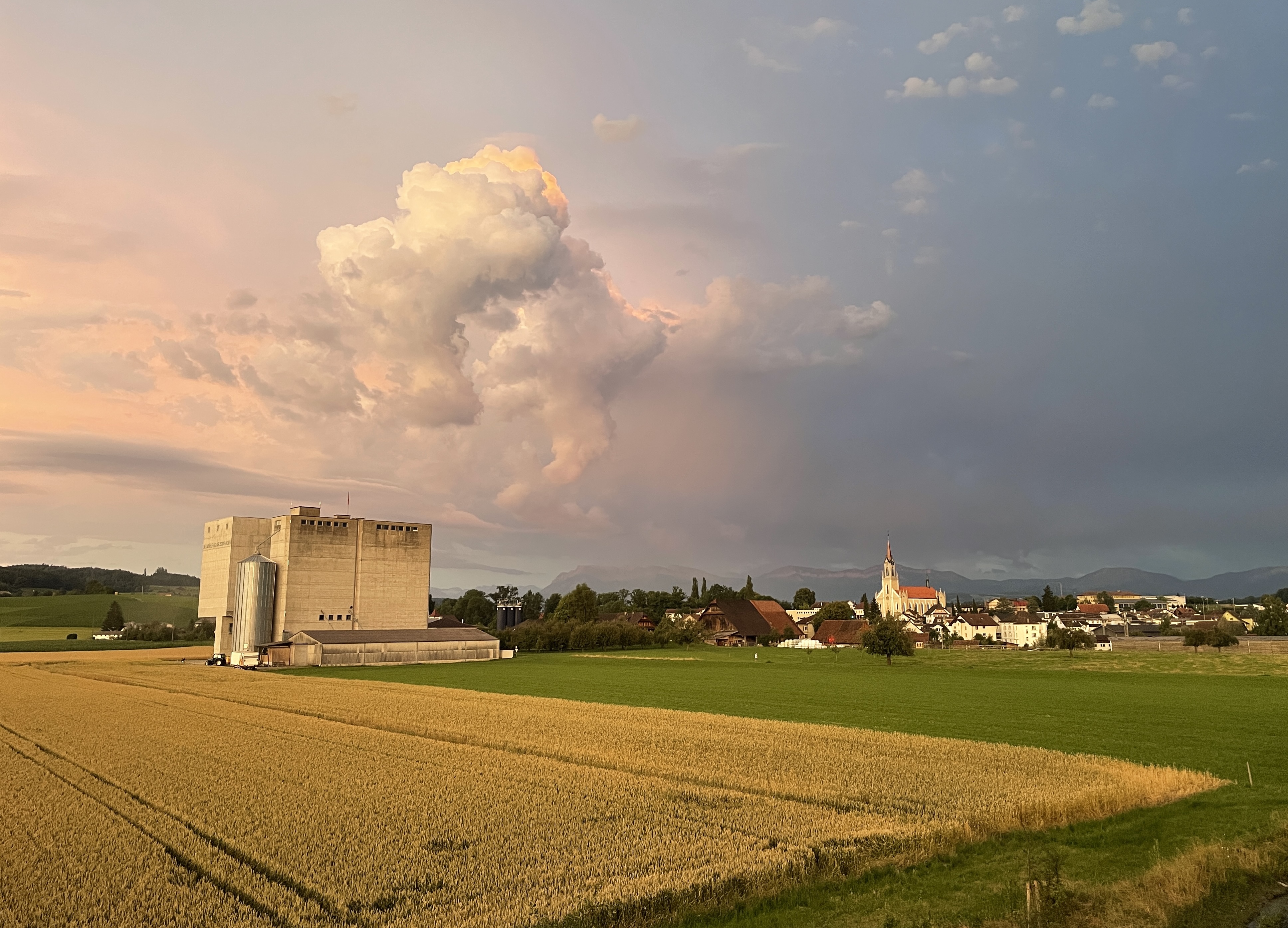 Gewitterwolken über Grosswangen  | Florian Meyer, Grosswangen 