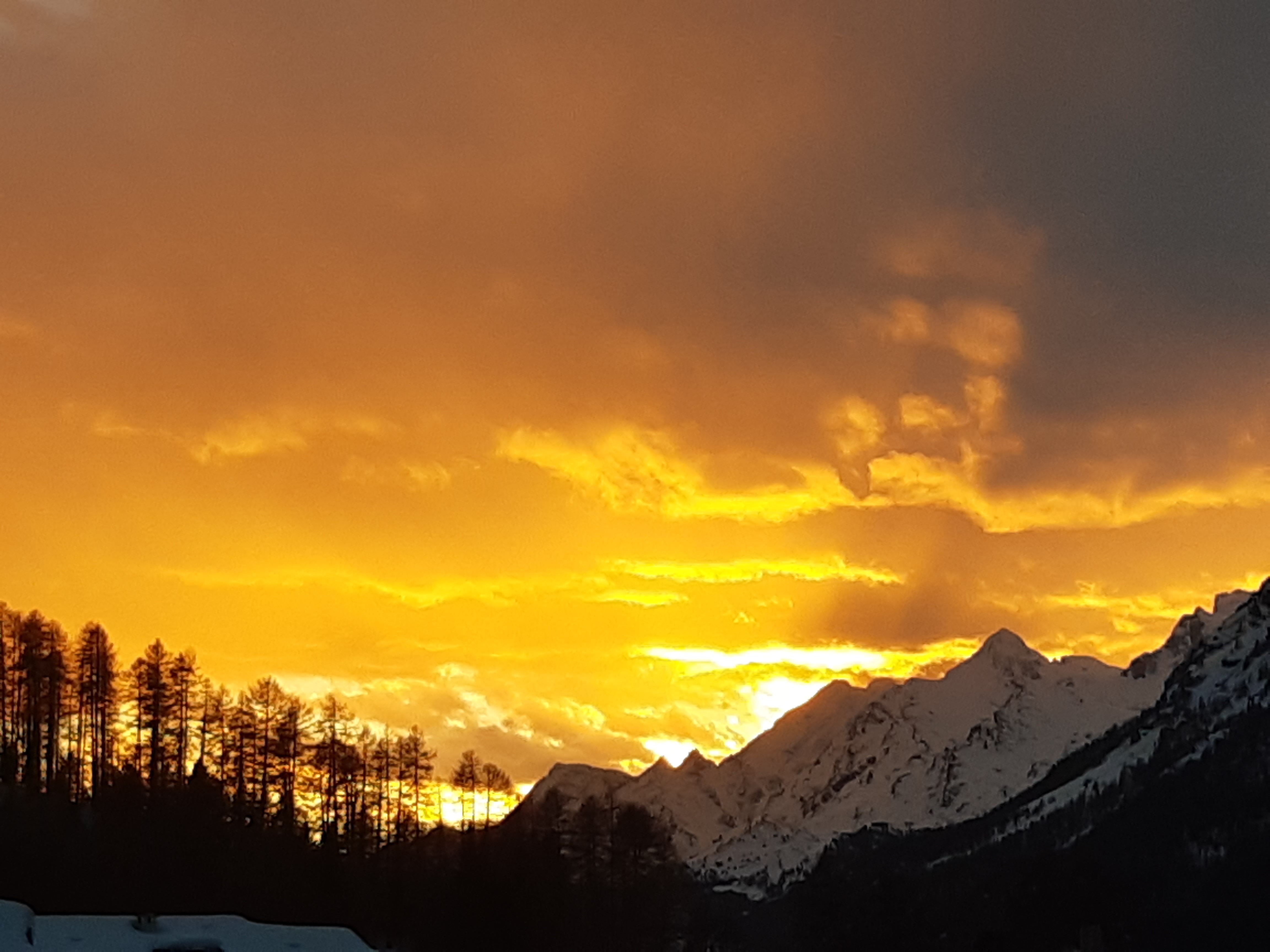 Fantastische Abend-Stimmung im Oberengadin in Surlej   | Josef Helfenstein 