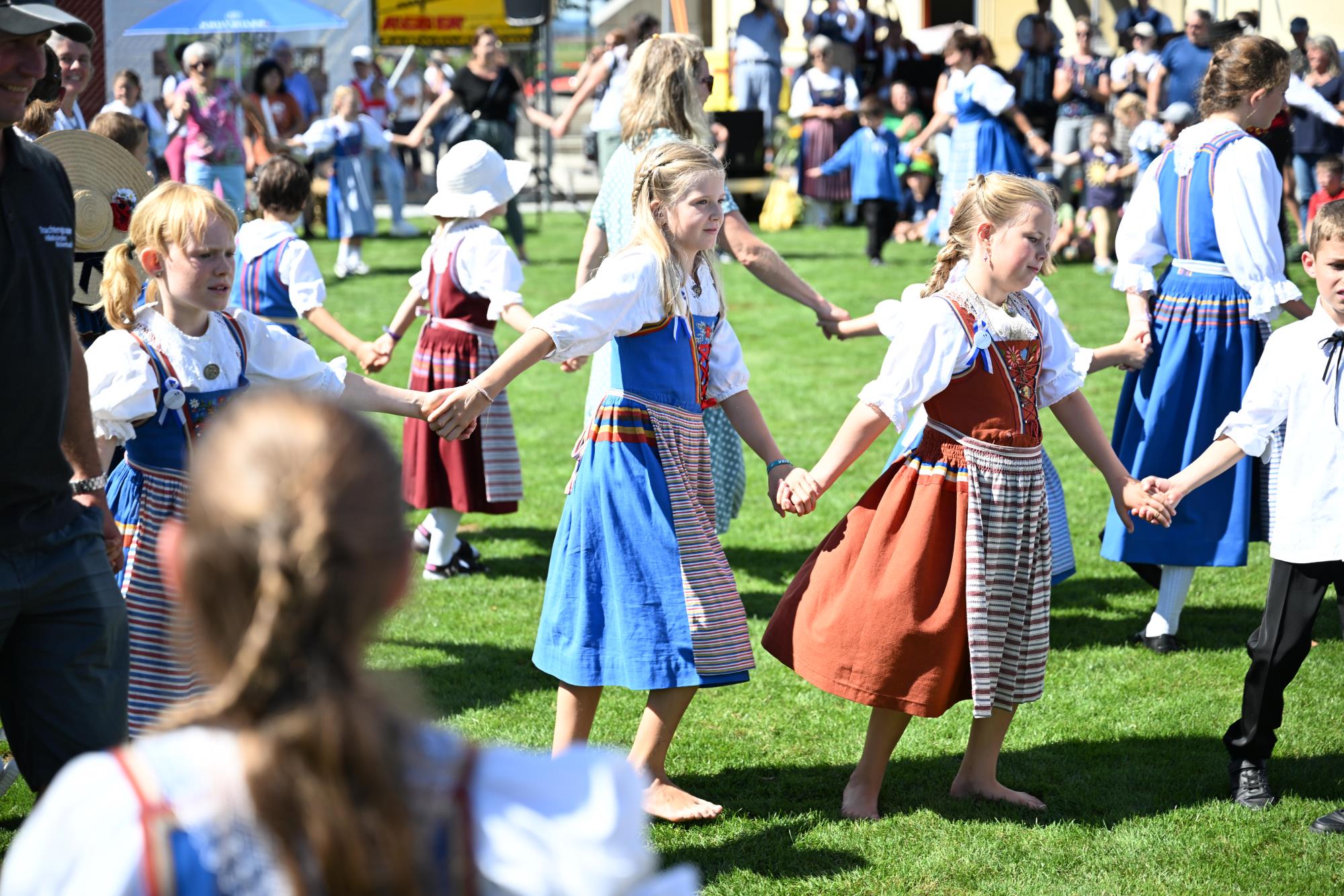 Impressionen Luzerner Kindertrachtenfest in Ruswil. Foto Roland Meyer