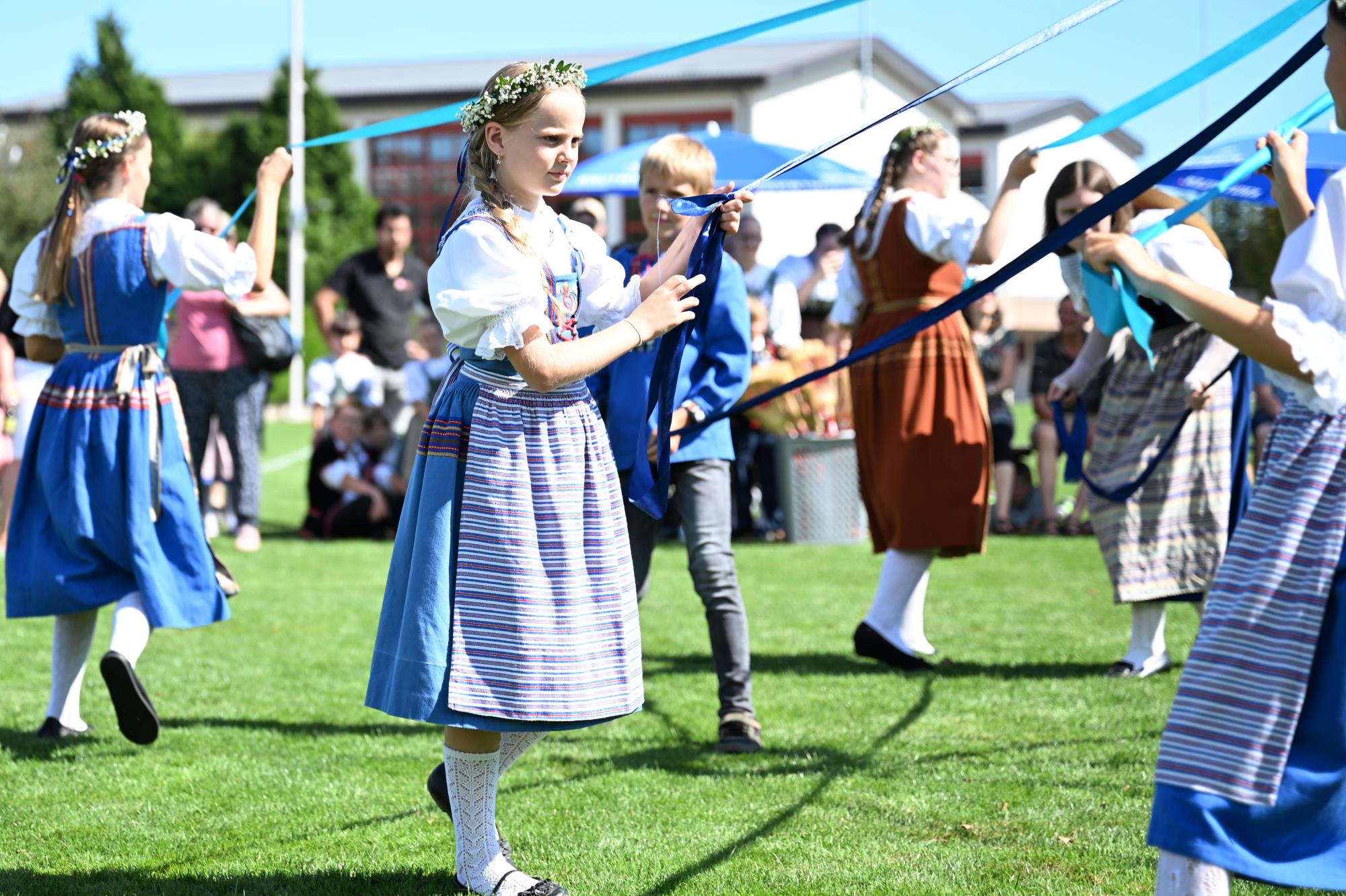 Impressionen Luzerner Kindertrachtenfest in Ruswil. Foto Roland Meyer
