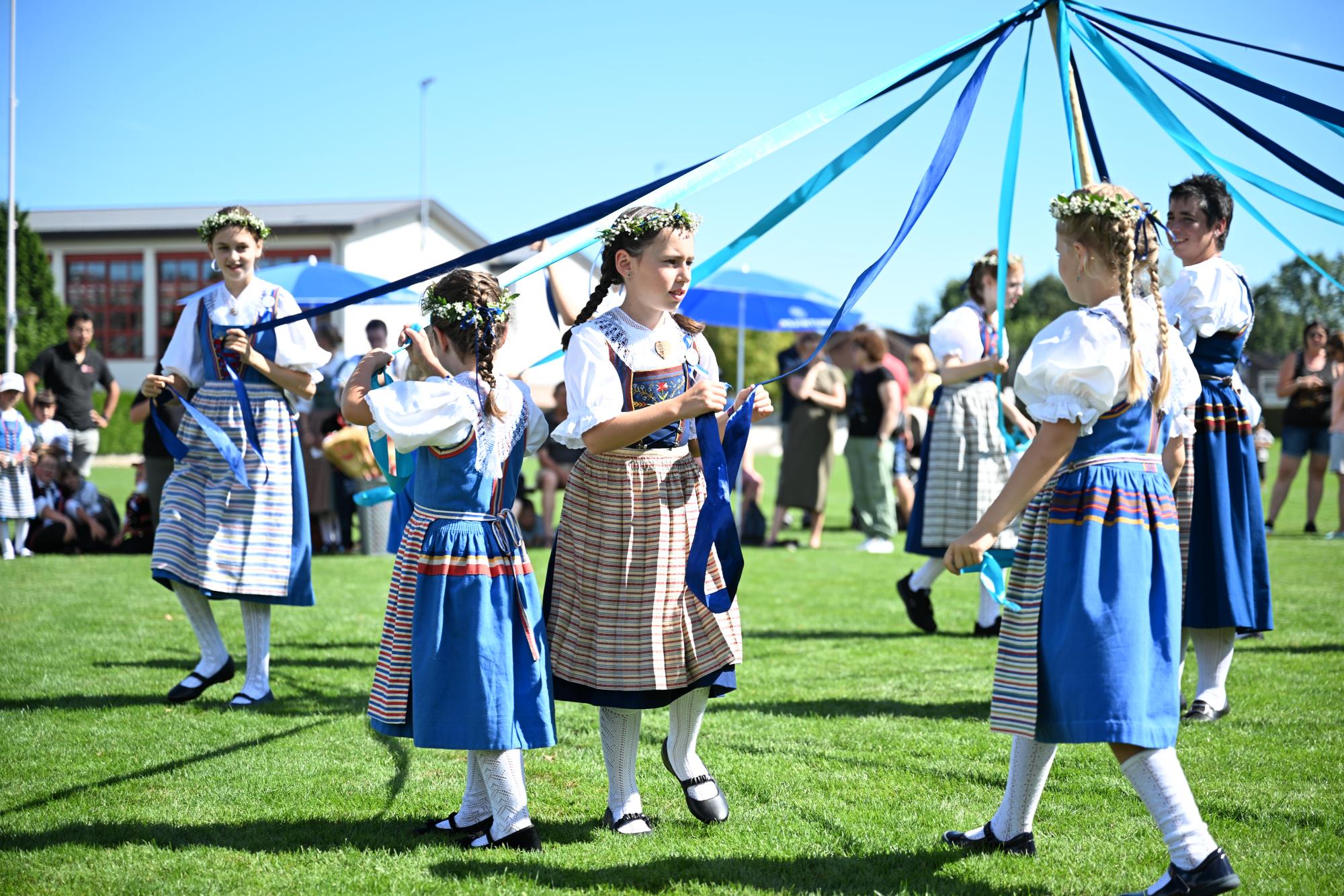 Impressionen Luzerner Kindertrachtenfest in Ruswil. Foto Roland Meyer