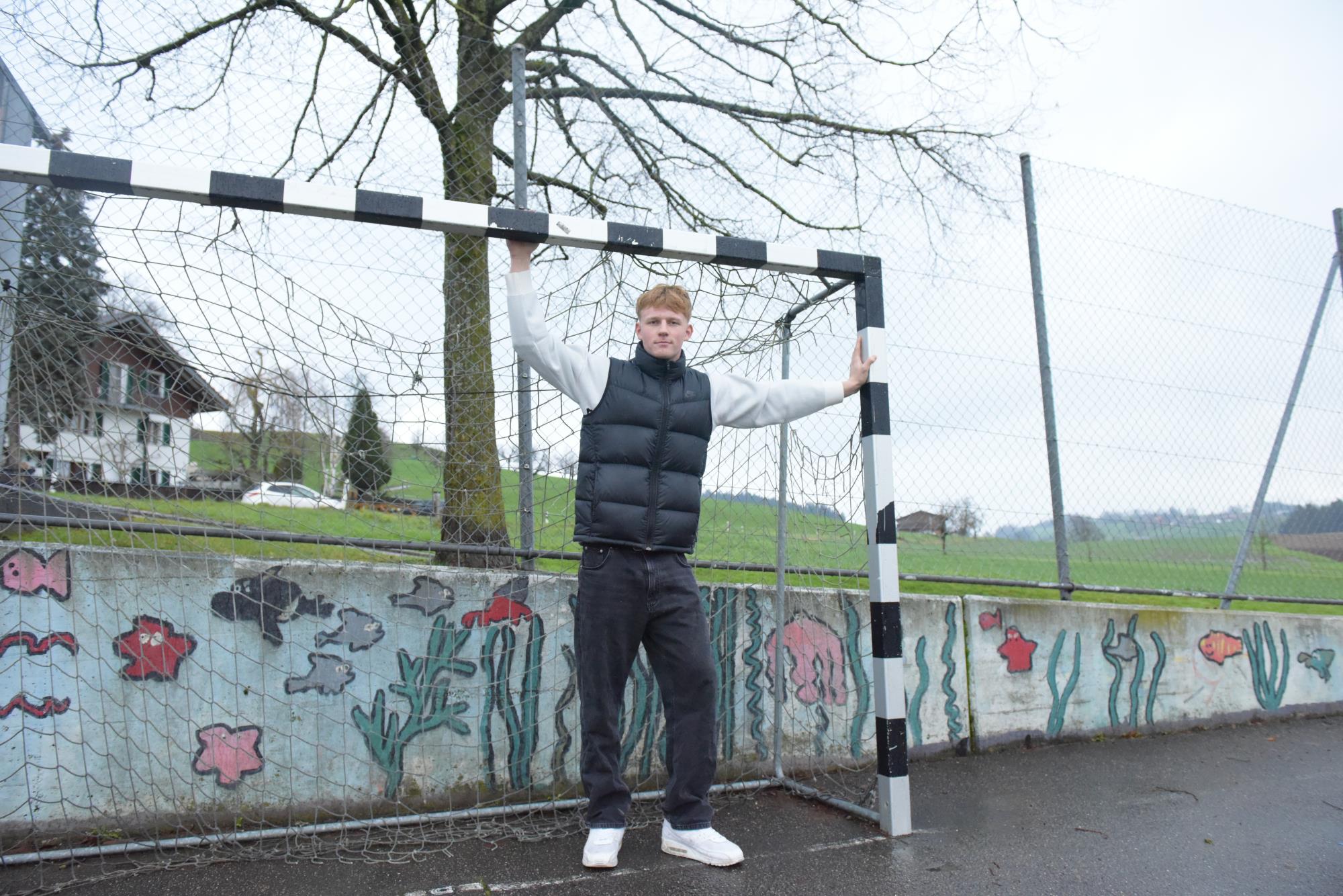 Der Pausenplatz beim Schulhaus Geiss ist bei Sven Näf in bester Erinnerung. Foto Michael Wyss