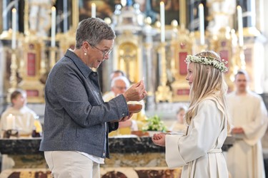 Die erste Kommunion ist ein spezieller Moment. Foto Marina Bieri Die erste Kommunion ist ein spezieller Moment. Foto Marina Bieri