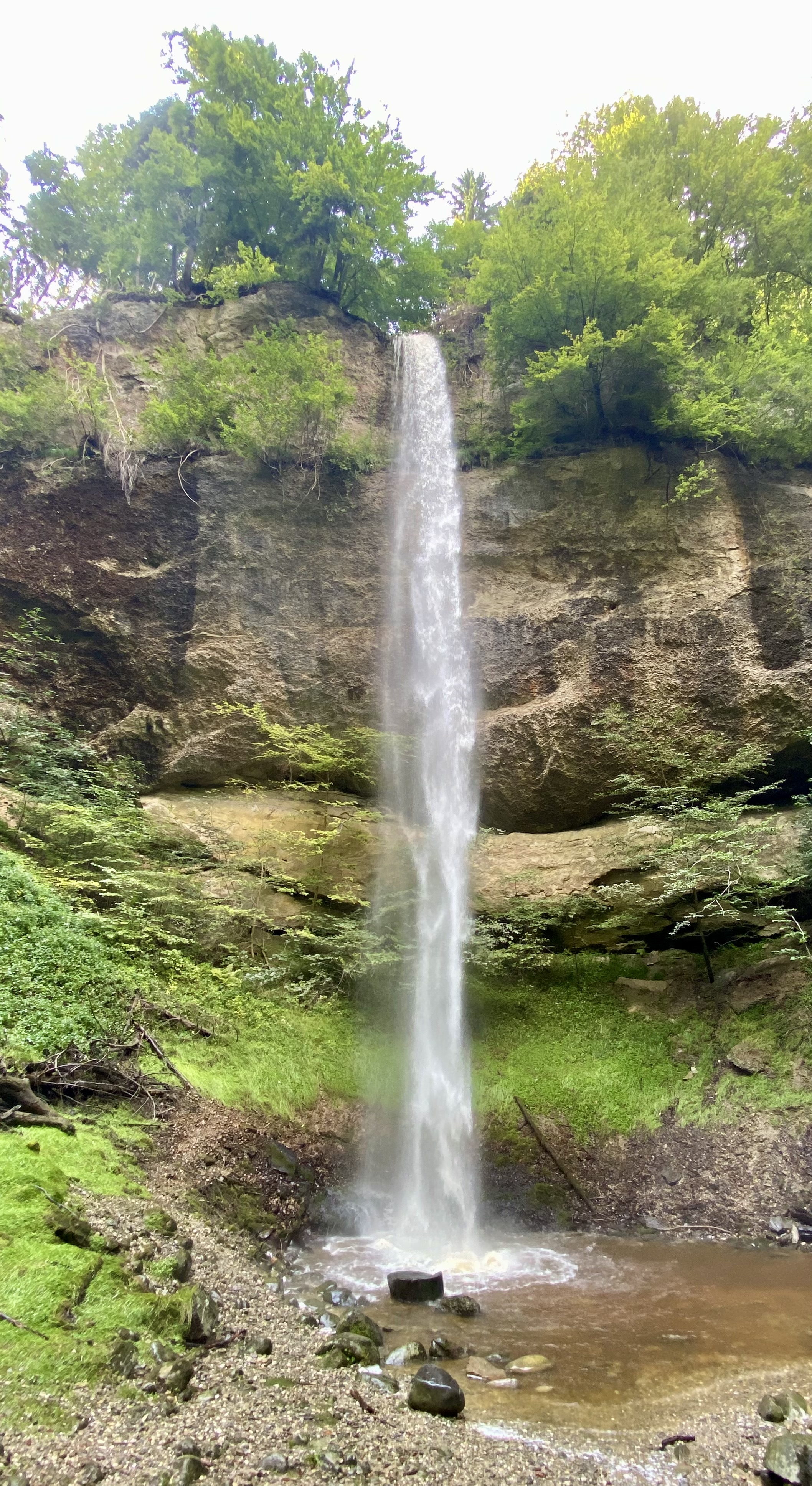 Beeindruckender Sulzigbachfall.  | Foto Roland/Antonia Erni-Schmidlin, Ruswil 
