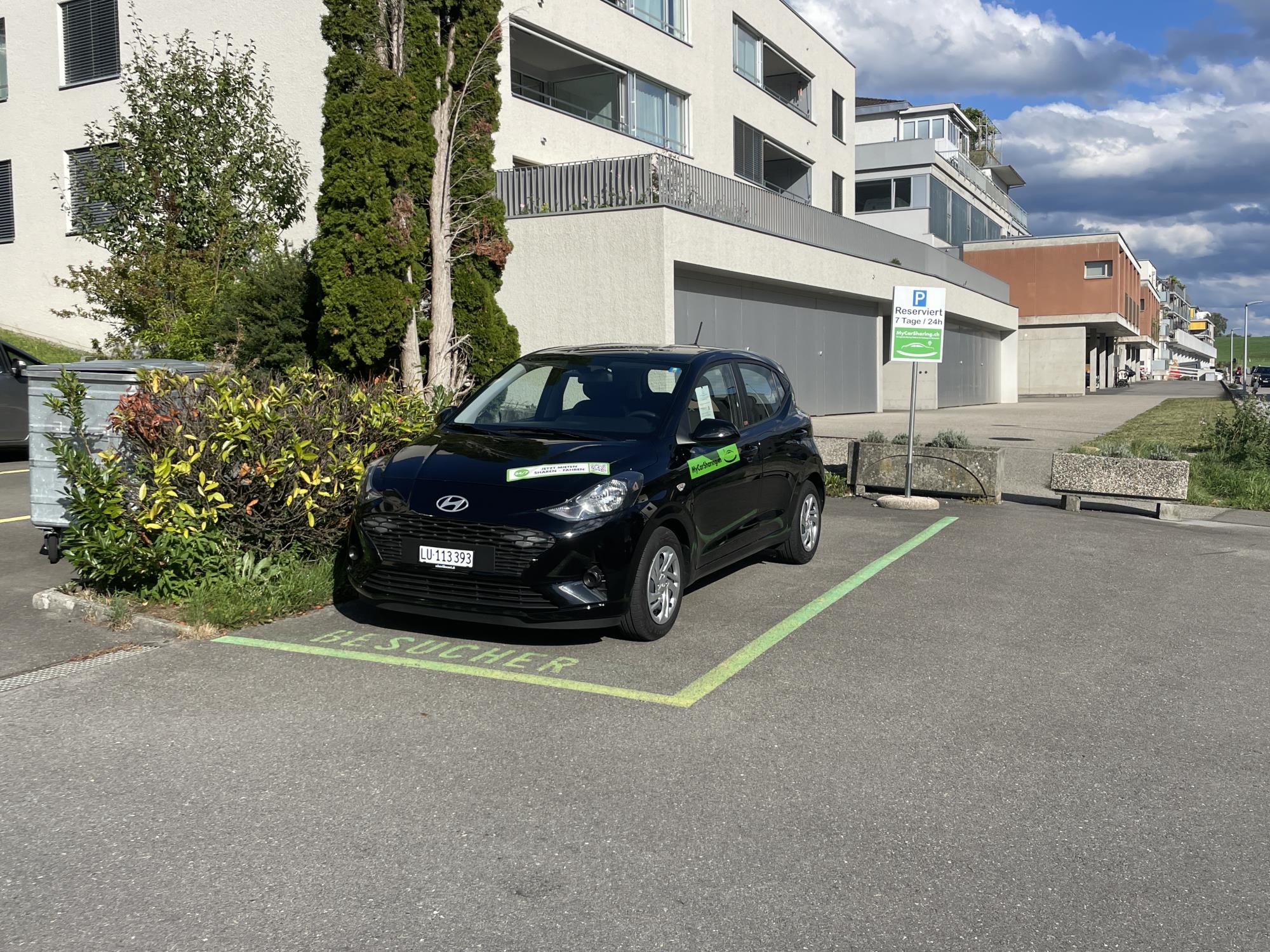 Der Standort von Mycarsharing an der Freiestrasse in Ruswil. Foto Stefan Schmid