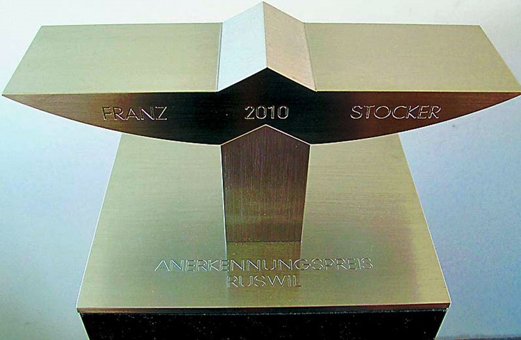 Der Anerkennungspreis wird jährlich vergeben. Das Kunstobjekt wurde von Künstler Herbert Werder geschaffen. Foto zVg Der Anerkennungspreis wird jährlich vergeben. Das Kunstobjekt wurde von Künstler Herbert Werder geschaffen. Foto zVg