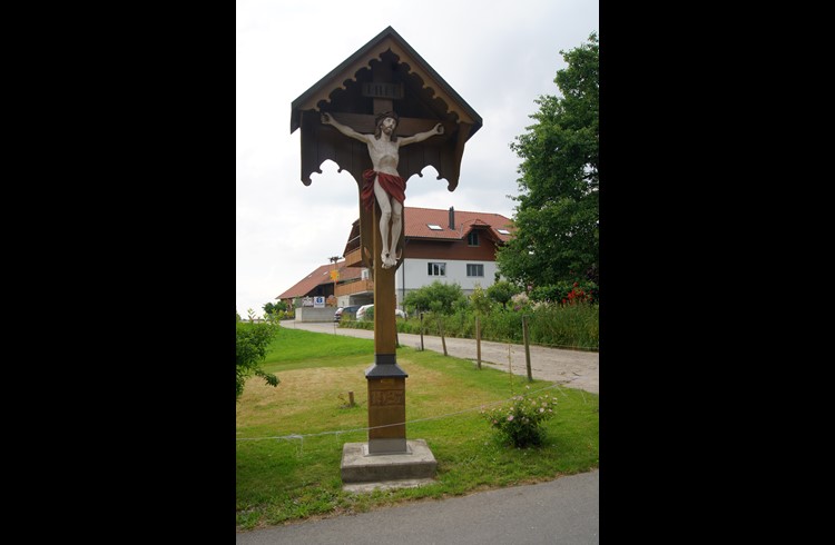 Das Twingkreuz in der Allmend. Foto zVg