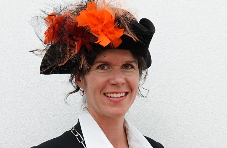 Nadia Hofstetter ist die erste Zunftmeisterin der Zieberlizunft Sigigen. Foto Roland Meyer