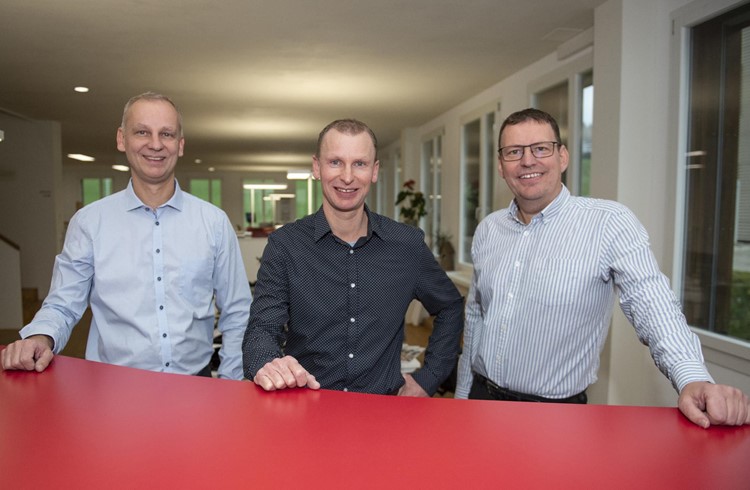 Die Geschäftsleitung der Meyer Rottal Druck AG: (von links) Thomas Meyer, Beat Meyer und Roland Meyer. Foto AvR