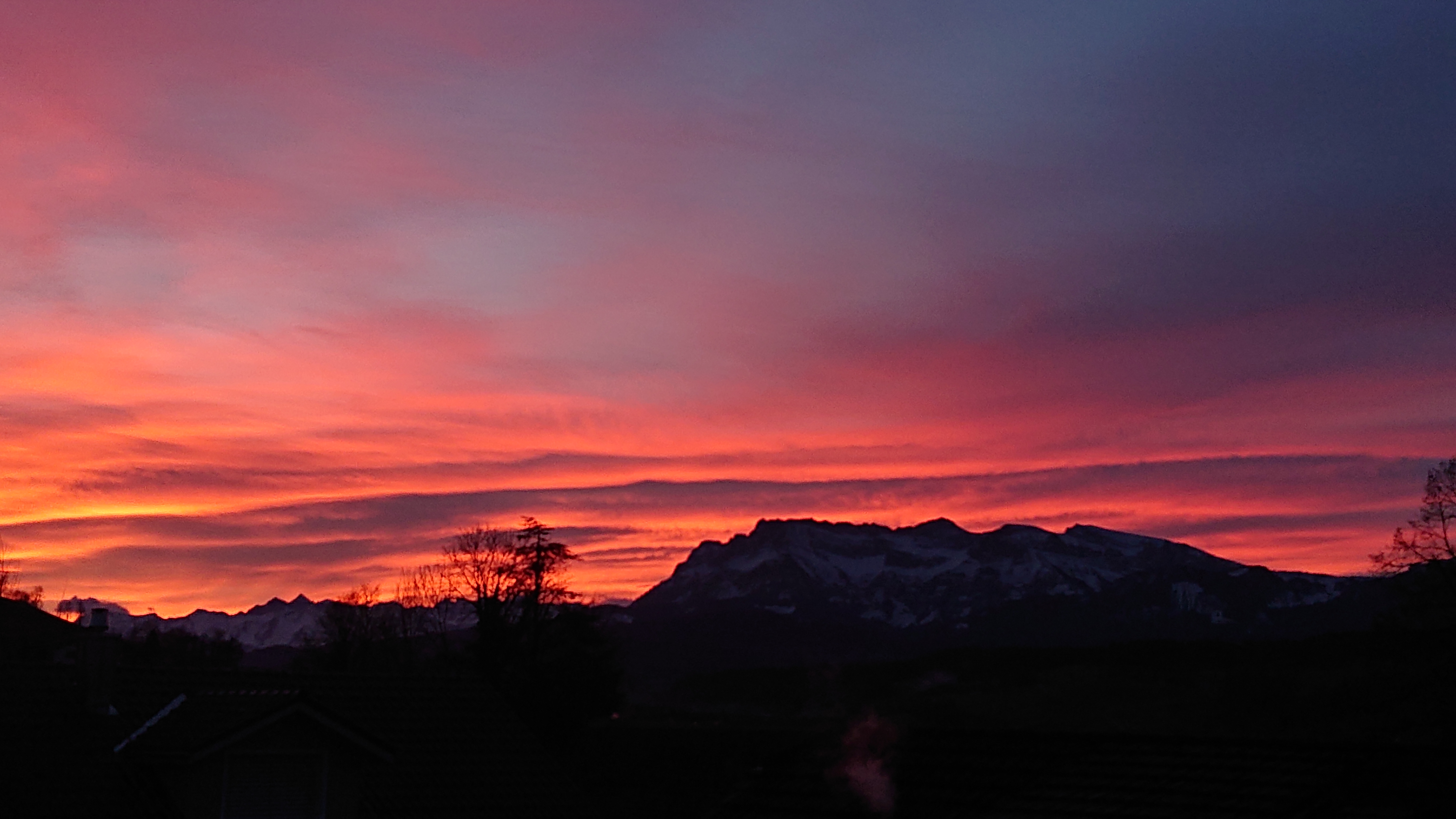 Fanstastische Morgenstimmung über den Alpen. | Nicole Wagner, Ruswil